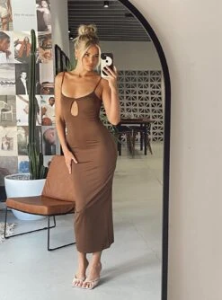 Ryleigh Maxi Dress Brown