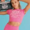 Running Club Graphic Crop Top Pink -Polly Clothing Shop 1 modelinfo Alexis us2 4c71d392 e172 4d86 a0ee 4034268a757e