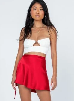 Princess Polly Alice Quinn Mini Skirt Red 10 Princess Polly Alice Quinn Mini Skirt Red -Polly Clothing Shop 1 modelinfo Christina us4 04be00e3 36cf 4dde 90e9 ecfafa80b9cd