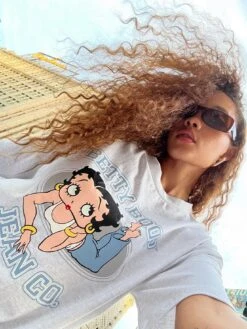Princess Polly Betty Boop Jean Oversized Tee Grey -Polly Clothing Shop 1 modelinfo ashley us2 eeb93678 27d0 48e2 9cc4 685fb512800b