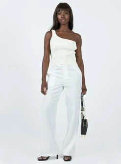 Drayla Top Cream -Polly Clothing Shop 2 modelinfo Cynthia us4 5a9aa200 df0b 469a b697 5e2518dd259c