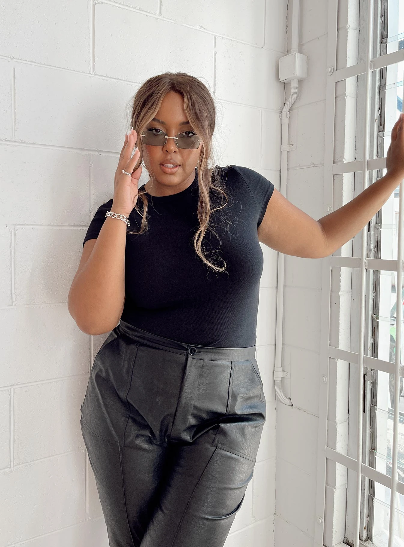 Harlea Bodysuit Black Curve 4 Harlea Bodysuit Black Curve - Image 2