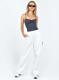 Linden Bodysuit Slate -Polly Clothing Shop 2 modelinfo emma us2 94839f2c aa9b 4e99 9192 854e79ceba97