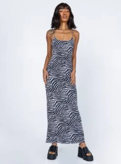 Princess Polly Knox Maxi Dress Zebra -Polly Clothing Shop 2 modelinfo feturi us2 cf3ce5e4 f8e6 4180 9d09 7806b9d47806