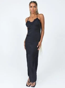 Princess Polly Hudson Maxi Dress Black -Polly Clothing Shop 2 modelinfo lola us4 602f1232 a9f4 4823 9ac1 a642e353f38b