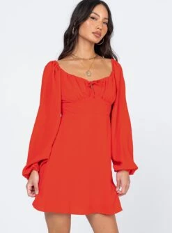 Princess Polly Yolanda Mini Dress Red -Polly Clothing Shop 3 modelinfo Ashley us4 5ac175fb 9a5d 460b 8be2 4654f85ea69f