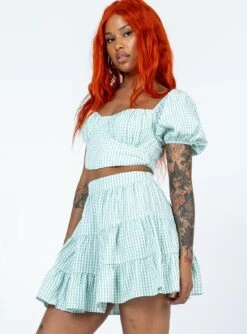 Princess Polly Vivian Set Green -Polly Clothing Shop 3 modelinfo Chlo us4 7f3992da 57b7 4949 b214 c6560c2568a2