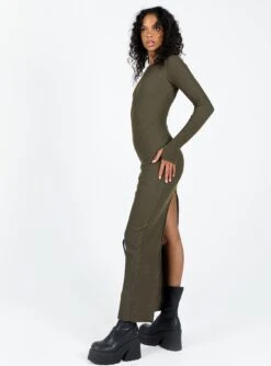 Princess Polly Karim Ribbed Knit Maxi Dress Khaki -Polly Clothing Shop 3 modelinfo Kristen us2 c30a7dbe ccac 432d 9960 4205943d5621