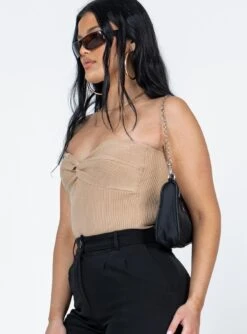 Princess Polly Kallista Bodysuit Beige -Polly Clothing Shop 3 modelinfo alicia us8 bf1a8459 99c9 4964 9392 1827e8f3f86e