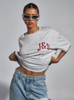 JGR & STN Major League Oversized Tee Snow Grey Marle -Polly Clothing Shop 3 modelinfo kinsey us2 d0c4778a 6551 4efa 9484 6de14d1582ff