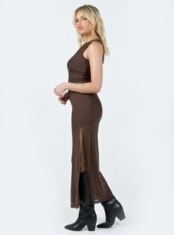 Brenly Mesh Maxi Dress Brown -Polly Clothing Shop 3 modelinfo susanna us4 888ae798 14cb 454a 9583 8b88e2971b35