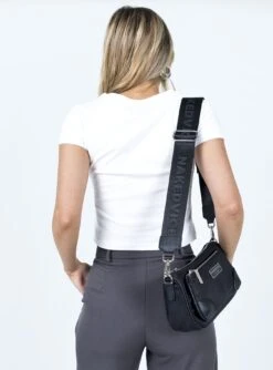 Vacation Graphic Tee White -Polly Clothing Shop 4 modelinfo Chloe us2 a8eab706 a1c0 4aa8 83b0 4e4a004d96df