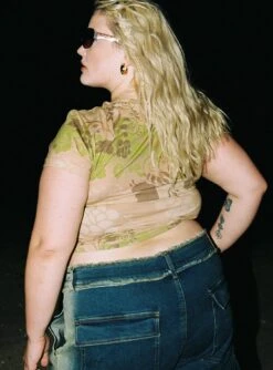 Fairy Longline Tee Multi Curve -Polly Clothing Shop 4 modelinfo Krysten us16 4004aacf b11b 46ed 8876 fc9ed0eb3486