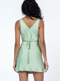 Princess Polly Briannar Mini Dress Sage -Polly Clothing Shop 4 modelinfo ariel us2 73a25558 260e 4b4f b41e 86d1cc1d0f93