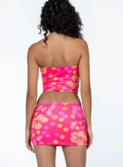 Princess Polly Delphina Set Pink -Polly Clothing Shop 4 modelinfo ariel us2 eca9580c b25f 45d4 afb0 9a661ad05bda