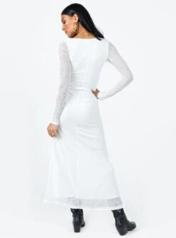 Princess Polly Henrietta Maxi Dress White -Polly Clothing Shop 4 modelinfo christy us2 3f558143 7942 406b 89a9 198fb7258385