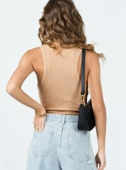 Princess Polly Camellia Bodysuit Beige -Polly Clothing Shop 4 modelinfo elise us2 35abb5de 0a69 482a b85e 5d15ecadce5a