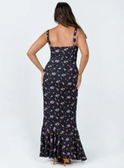 Curtis Maxi Dress Black / Floral 11 Curtis Maxi Dress Black / Floral -Polly Clothing Shop 4 modelinfo mikayla us6 1dcac2ba 4727 4814 9e47 e20c591a4853