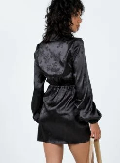 Princess Polly Allira Wrap Mini Dress Black -Polly Clothing Shop 4 modelinfo tamika us2