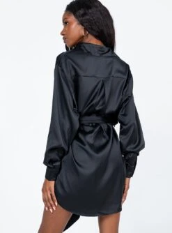 Princess Polly Leighton Mini Dress Black -Polly Clothing Shop 4 modelinfo tori us2 57c32d06 eb45 40a6 bf7c 92e1ed9d804f