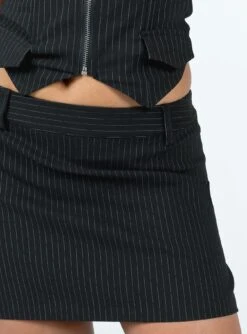 Princess Polly Prepped To Prime Skirt Black Pinstripe -Polly Clothing Shop 5 model info sarah us4 79504886 5050 42d0 aa0d 8849c464ae0b