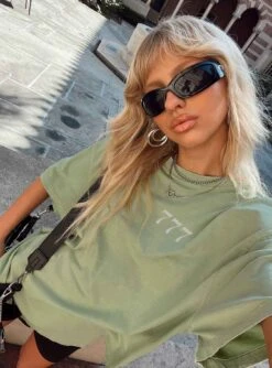 Organic 777 Luck Oversize Tee Green -Polly Clothing Shop 5 modelinfo beanie us2 33e9e2b1 42b0 4433 8d30 120f8400c57b