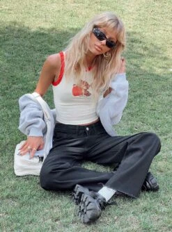 Princess Polly Baby Tiger Love Tank Cream -Polly Clothing Shop 5 modelinfo beanie us2 9d406731 6324 448d 99a7 93e7d3891e4f