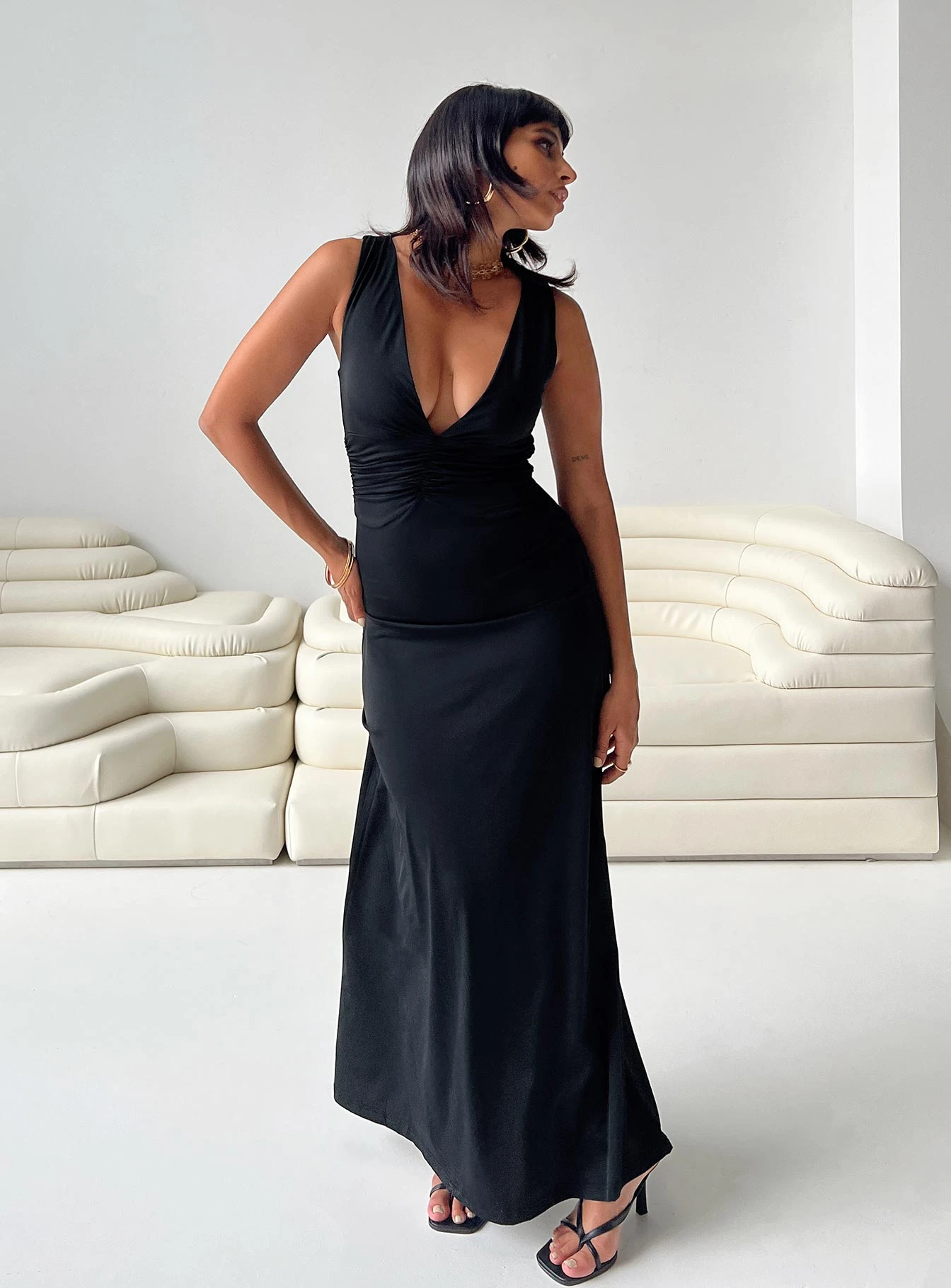 Ellia Maxi Dress Black 8 Ellia Maxi Dress Black - Image 6