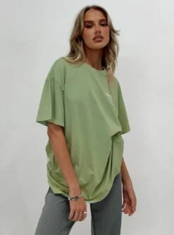 Organic 777 Luck Oversize Tee Green -Polly Clothing Shop 6 modelinfo elly us2 feccdc20 f38b 457e b79b cd514c83c9d4