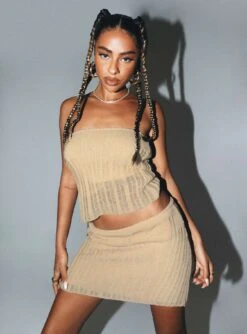 Princess Polly Macaulay Knit Mini Skirt Beige -Polly Clothing Shop 6 modelinfo lola us4 1ebf7085 fd07 4eb0 8ea0 6522e00af382