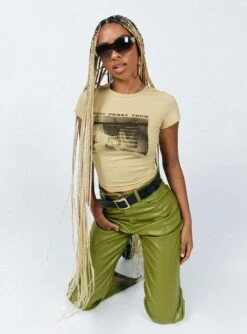 Princess Polly West Coast Longline Tee Multi -Polly Clothing Shop 6 modelinfo lola us4 54ca6c73 95d7 4a7b 9851 36435a73f8d6